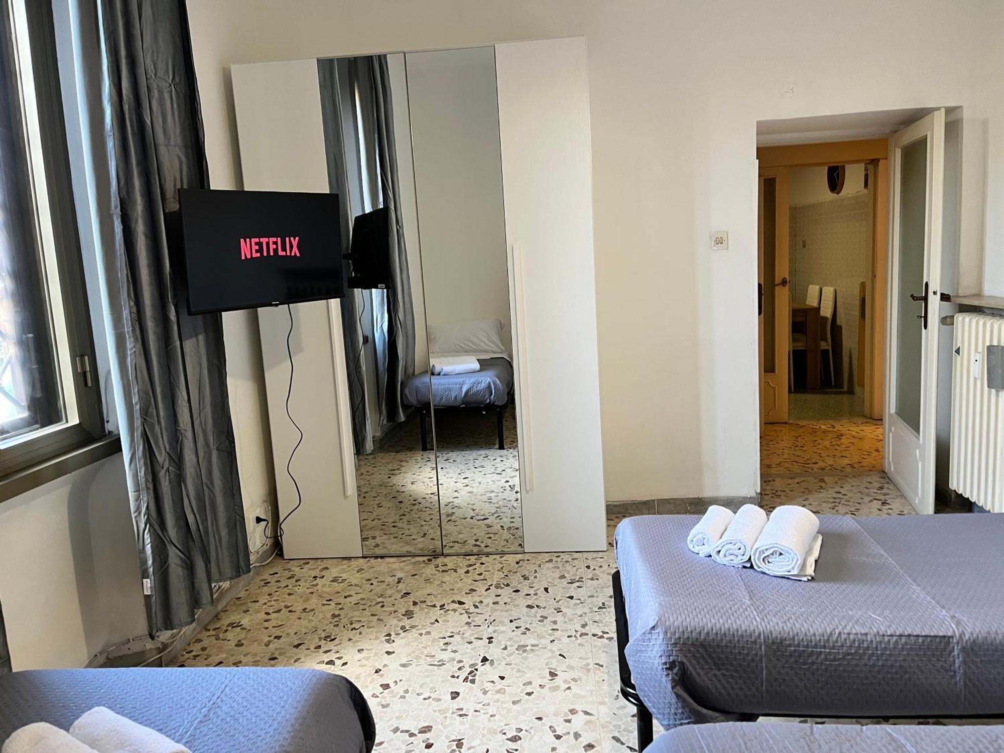 Elegante - Vicino Metro Apartment Rom