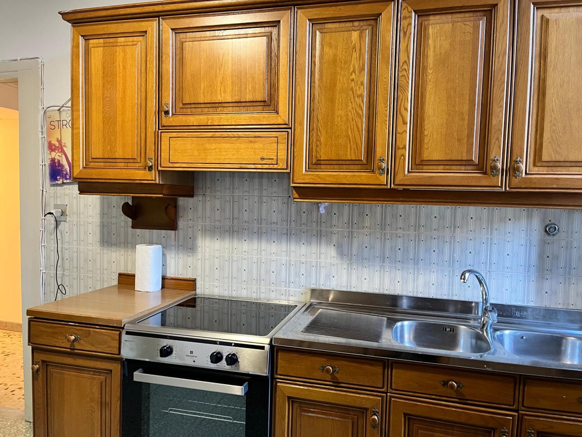 Elegante - Vicino Metro Apartment Rom